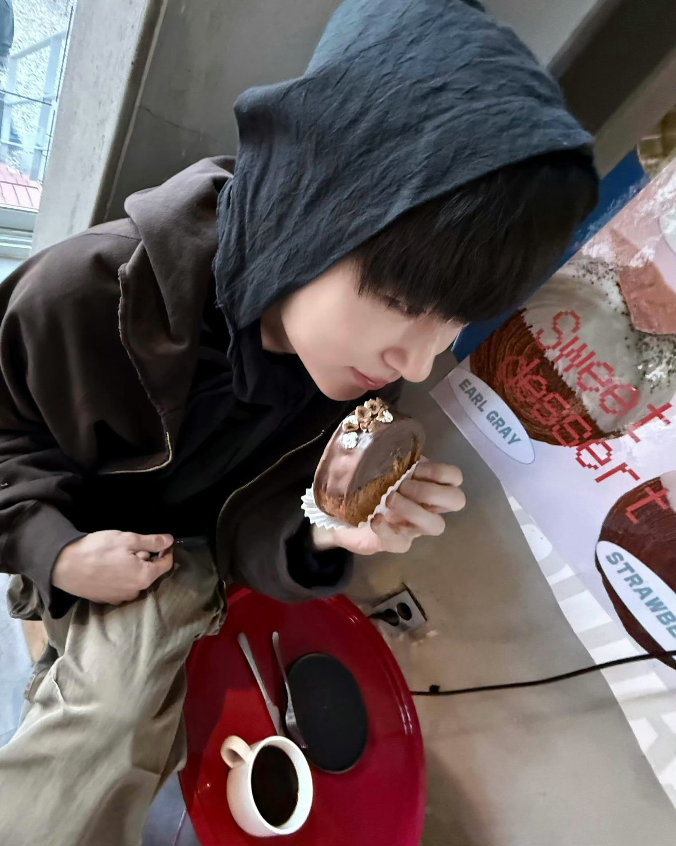 完全是男亲、、、 ​​​