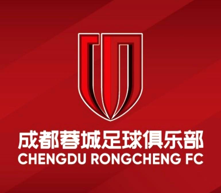 中超第27轮只要拿下天津津门虎，成都蓉城就能提前三轮夺冠，偏偏韦世豪和费利佩还遭遇停赛
 

再看看这阵容，拜合拉木、胡荷韬、贺一然、木塔力甫在名古屋踢亚运会，王子铭、刘殿座、杨明洋、韩鹏飞、李扬、韦世豪又跑到重庆参加四国邀请赛
 

主力调走大半，留在成都基地练练体能、去健身房增加肌肉锻炼不好吗
