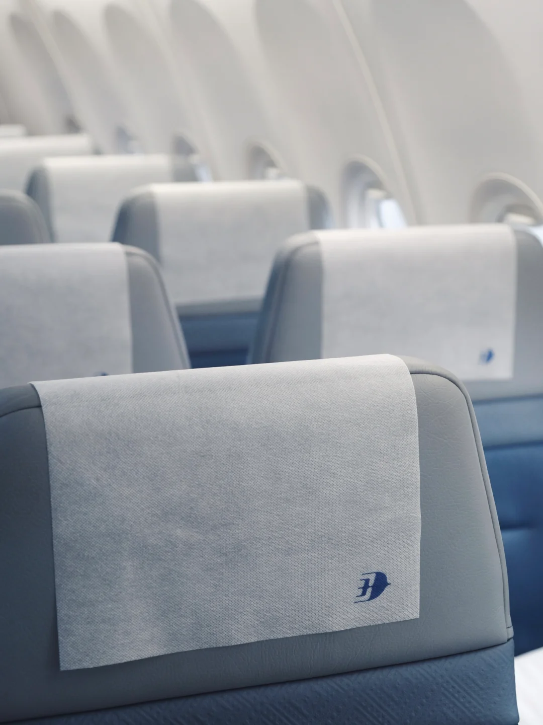 富士镜头下的马航737-800客舱，太有胶片味了