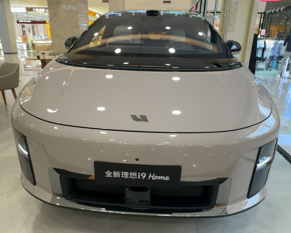 理想i9来了
