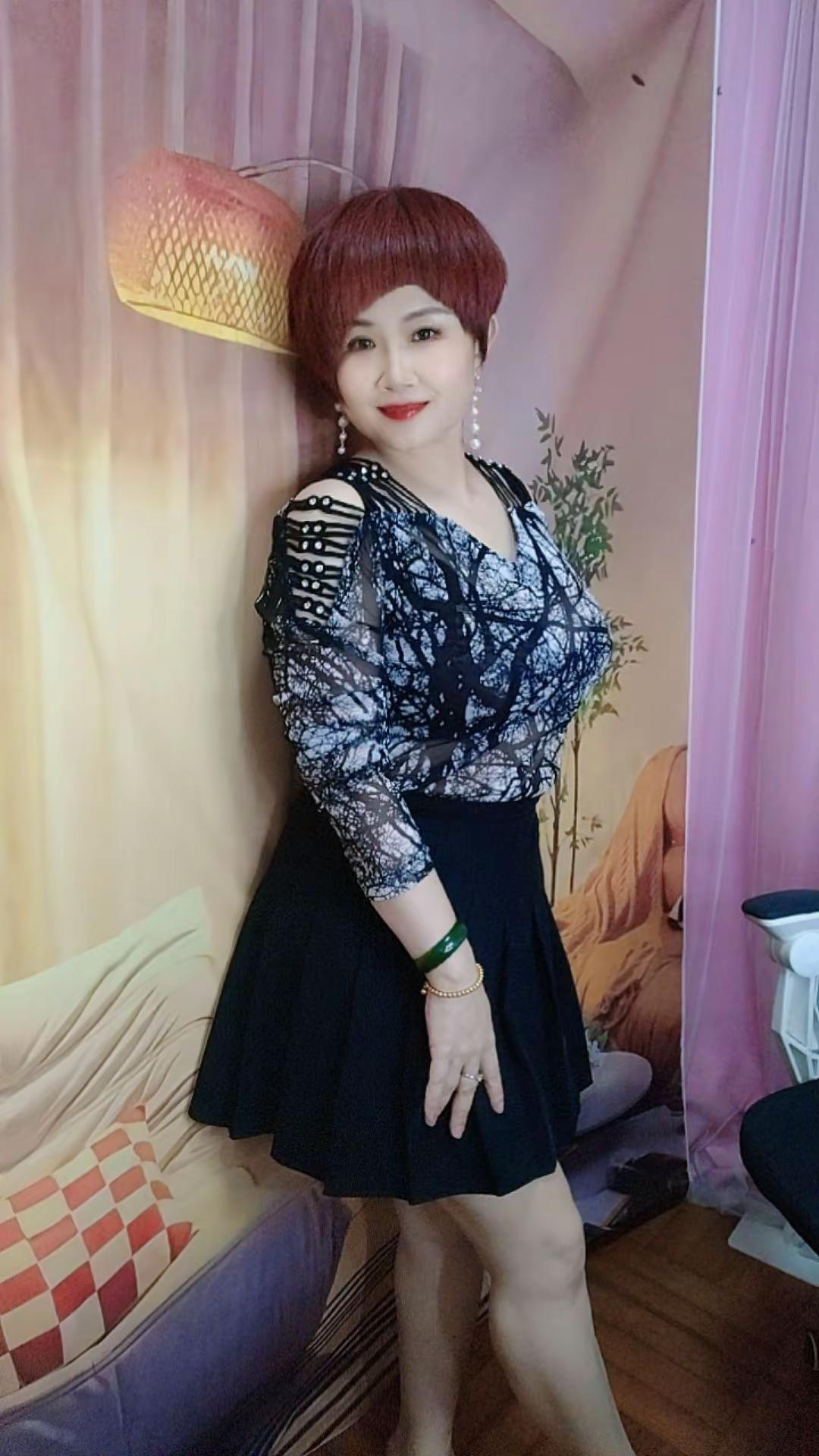 <p>情感共鸣 <!--{img:0}--><!--{img:1}--...