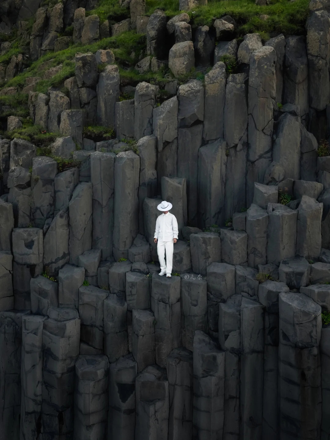 前往世界的尽头，以上帝视角拍摄9张异星风景