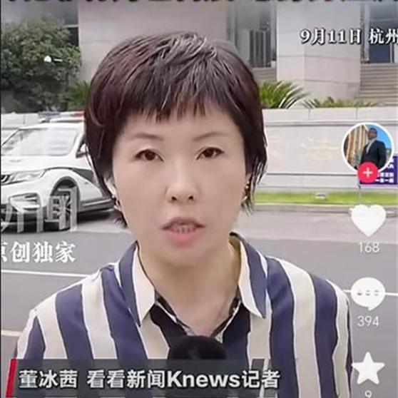 卖假货的就不用判刑？这才是法律的悲哀社会的悲哀。
《铁头刚判8年，受害企业拉横幅高调庆功，王海反手甩出一份检测报告“撕破伪装”，场面安静了》2026年9月11日下午，杭州滨江区法院的法槌落下，打假网红“铁头”因敲诈勒索罪、寻衅滋事罪被判8年。铁头判刑的消息刚传开，王海反手就甩出一份报告。 ​