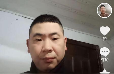 这辈子我想做企业家，下辈子我想做医生，我的本德就是匡扶天下受苦受累的百...