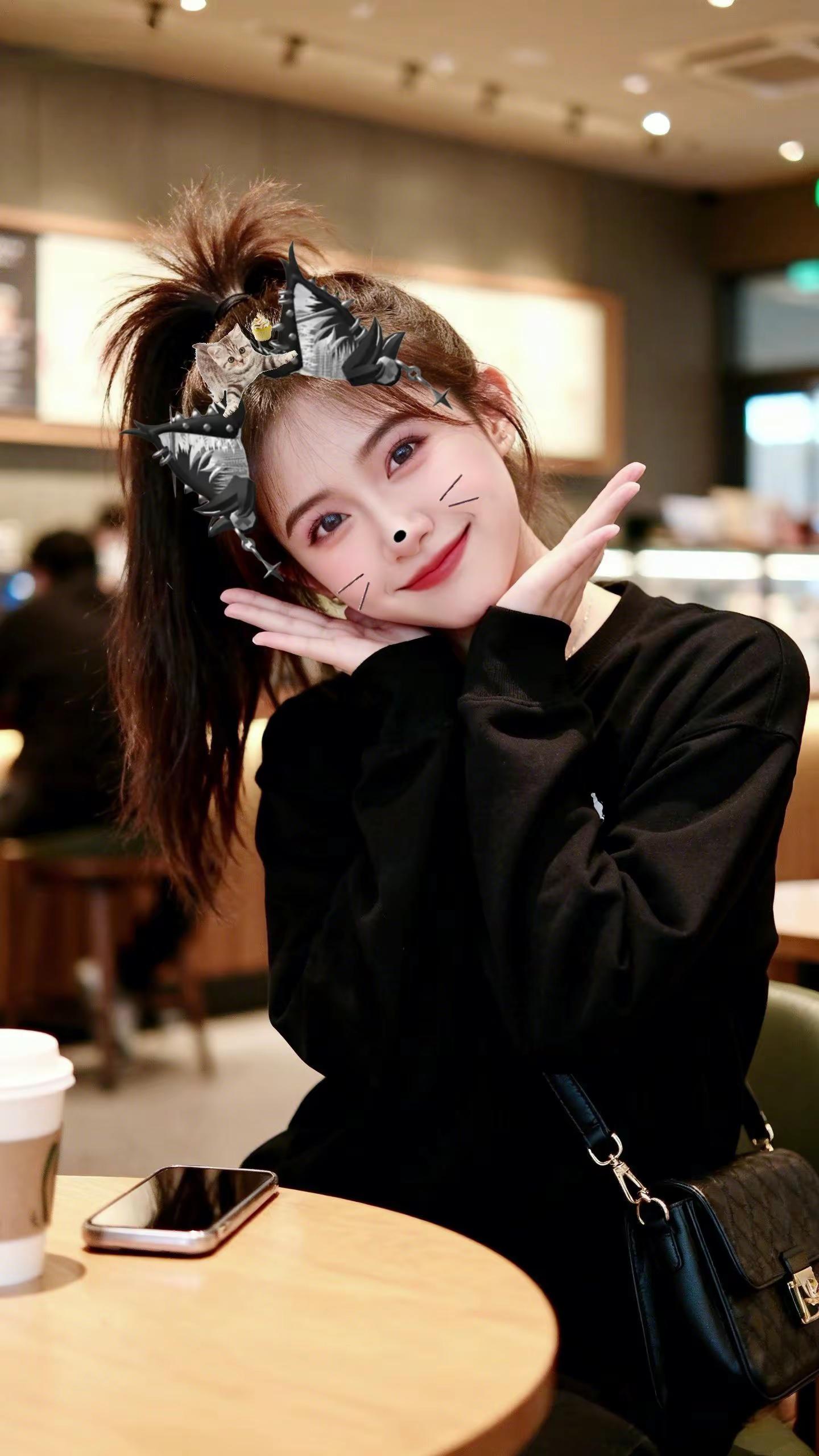 <p>甜美女孩 <!--{img:0}--></p><img src=...