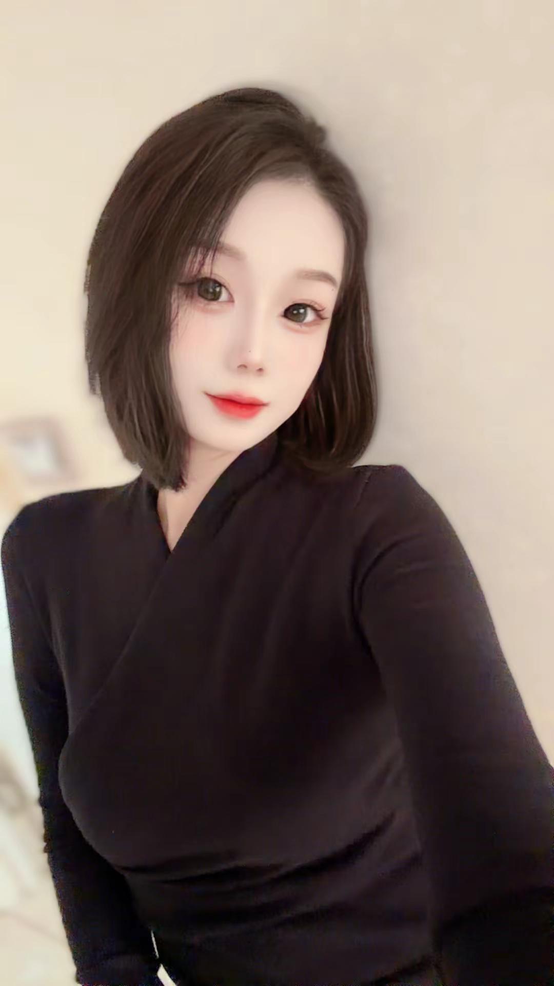 <p>黑色高级感穿搭 御姐 <!--{img:0}--></p><im...