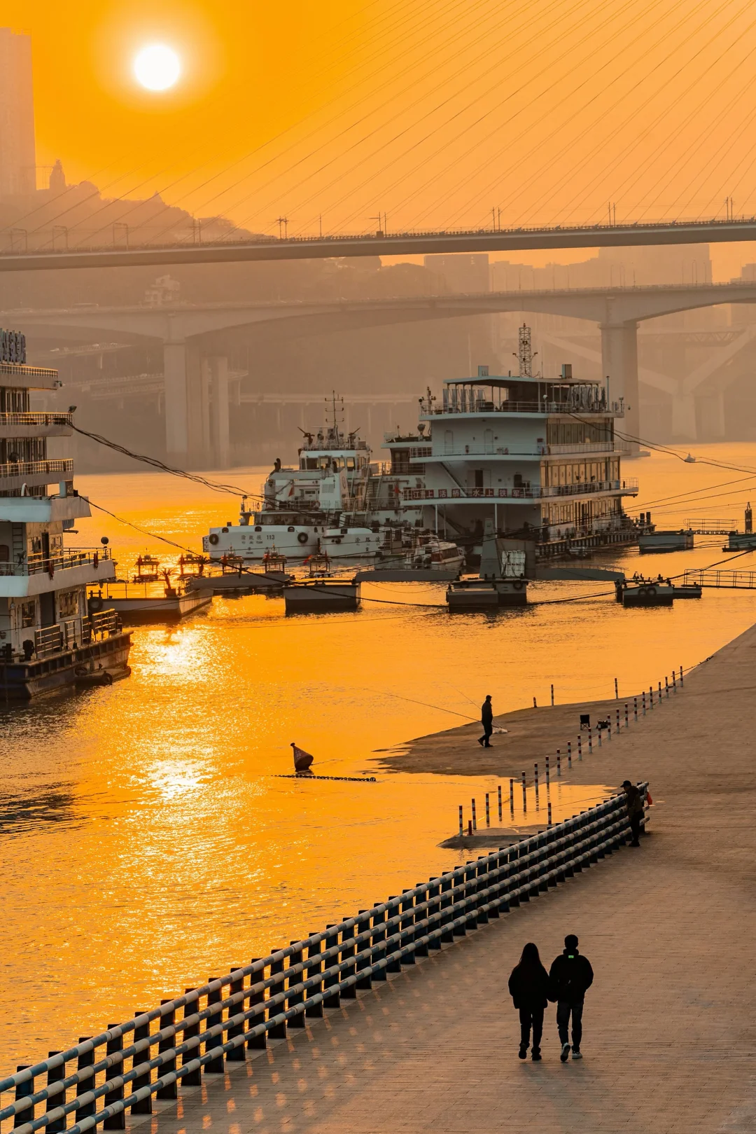 我拍到了冬日山城浪漫的瞬间