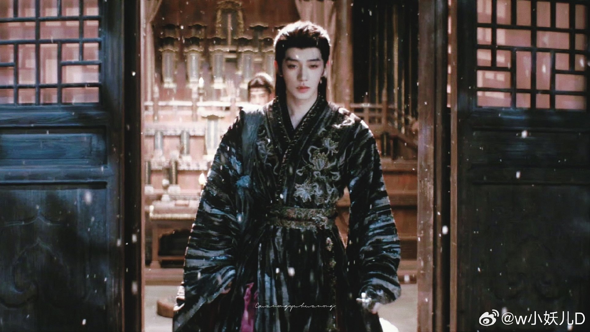 #邓为百妖谱一滴泪原始帧##邓为百妖谱##邓为司狂澜# 
.

翩翩公子润如玉，皎皎空中孤月轮。愿以山河无恙为聘，换其一世安乐。


✨🎈邓为🎈司狂澜🎈百妖谱🎈邓为司狂澜🎈邓为百妖谱🎈殷戈止🎈殷沉璧🎈风月不相关🎈邓为殷戈止🎈邓为殷沉璧🎈邓为风月不相关🎈✨ ​