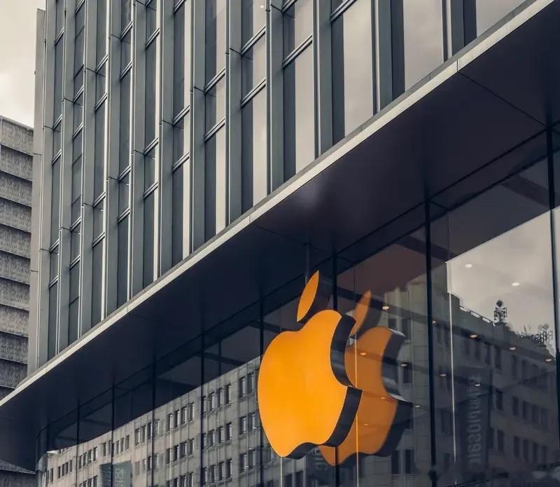 库克卸任苹果CEO，印度380亿美元罚单谁来接？4月20日，苹果CEO...