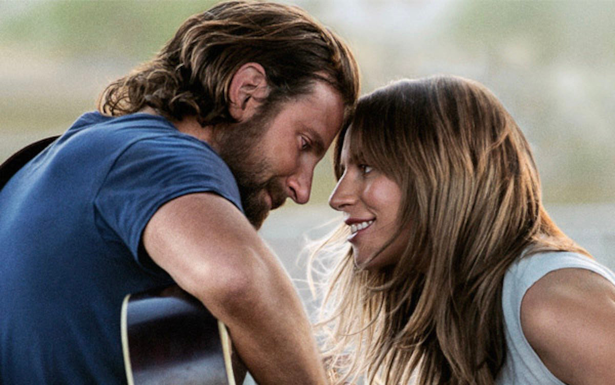 发行纪念 ｜ 8年前的今天，嘎嘎Lady Gaga 和 Bradley Cooper 发行了热门单曲《Shallow》。

将Gaga的音乐事业带回新的巅峰 🔥 ​
