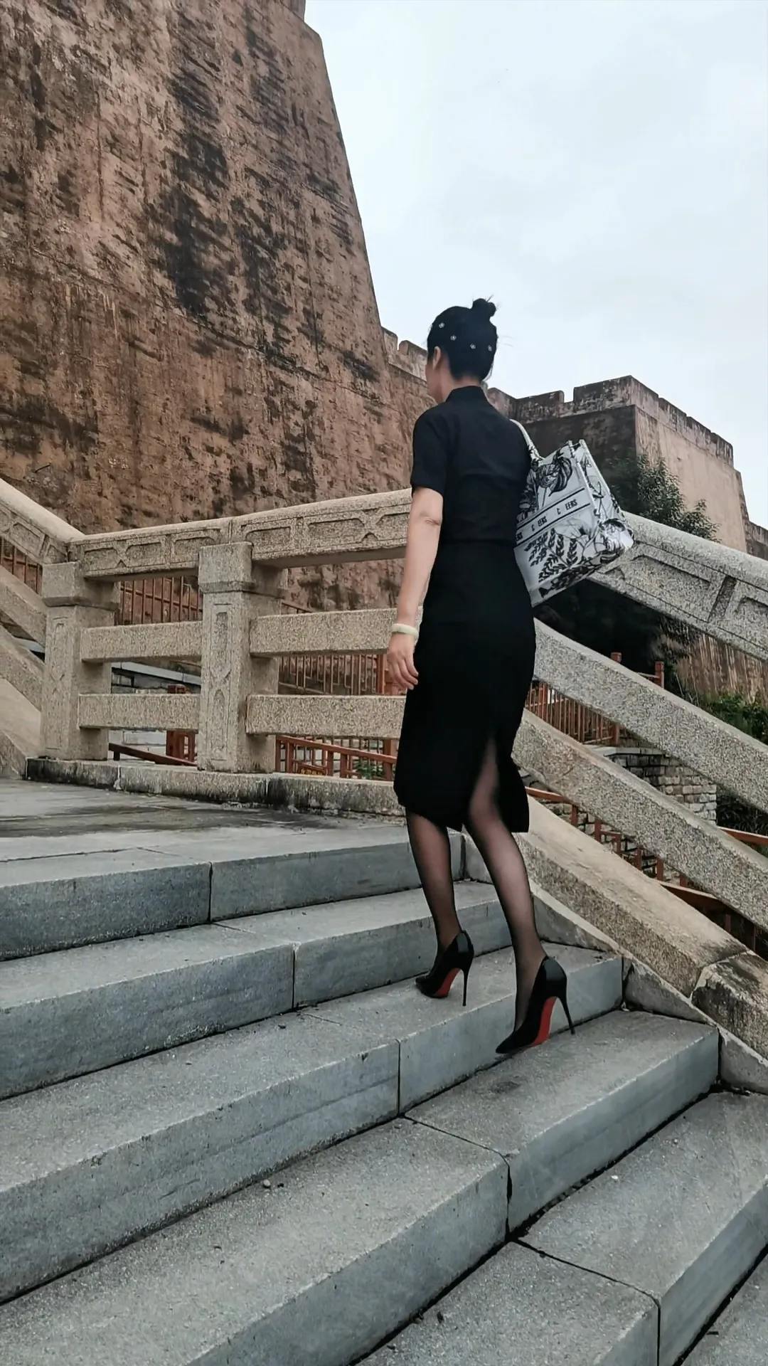 <p>高跟鞋 好身材好气质 气质范 <!--{img:0}--><!-...