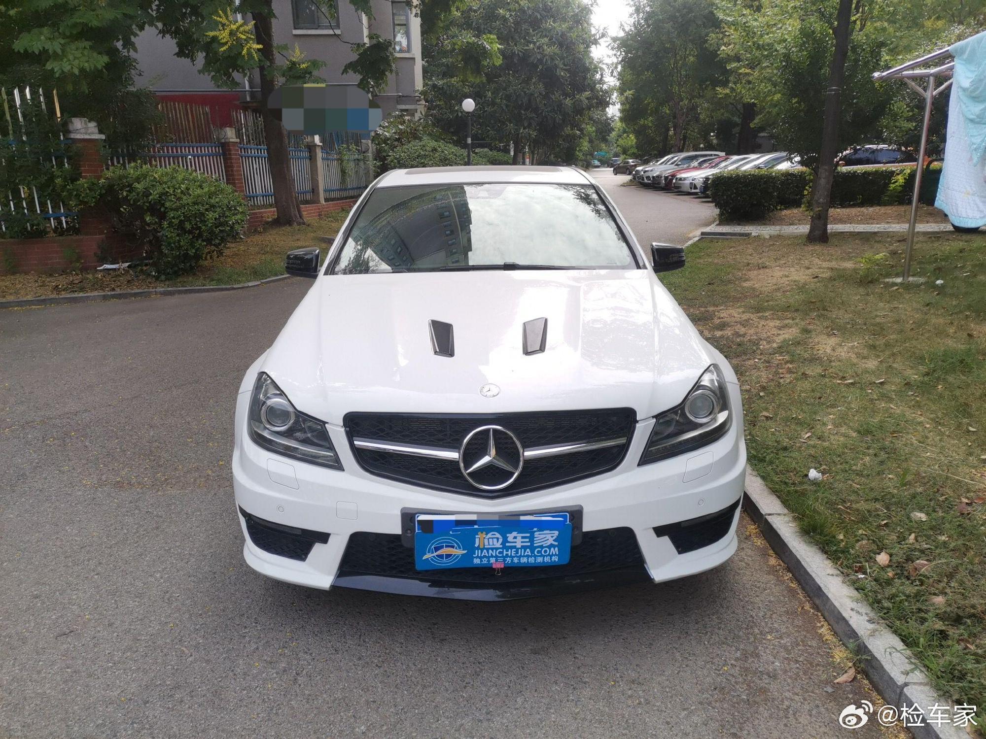 不是在加油，就是在加油的路上！如今这时代，还有人买6.2排量的老车吗？...
