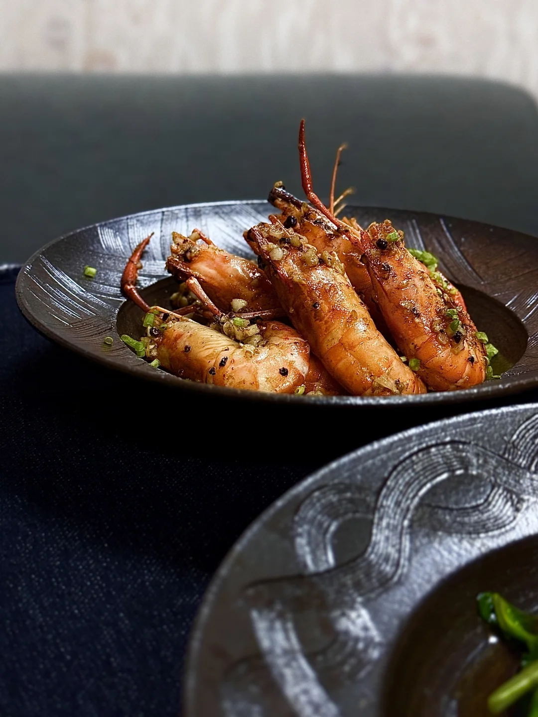 简单吃点🥢｜超下饭8分钟出锅❗️黄油胡椒虾🦐