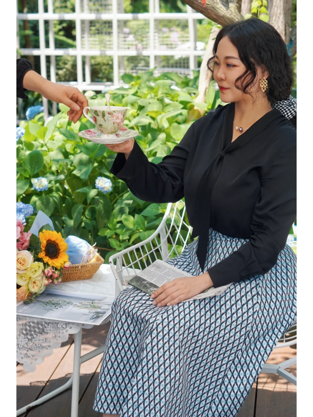 绣球花开的季节｜相约在午后阳光下的小花园