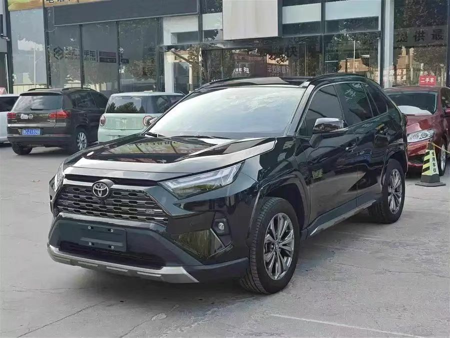 丰田荣放rav4
