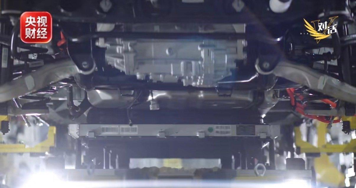 #赛力斯张兴海谈问界新模式#
作为普通车主，最关心的就是用车会不会受影响。现在清楚了，技术不变，服务还会继续往上升级。#问界专属专营新模式# ​