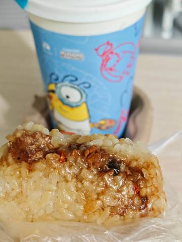 今日摄入 早中午<br /><br />最近好像要有台风<br />下...