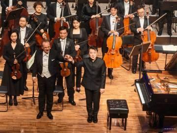 虽然经常来，但我仍然很享受在夏天逛星海音乐厅、逛二沙岛，这种感觉很放松...