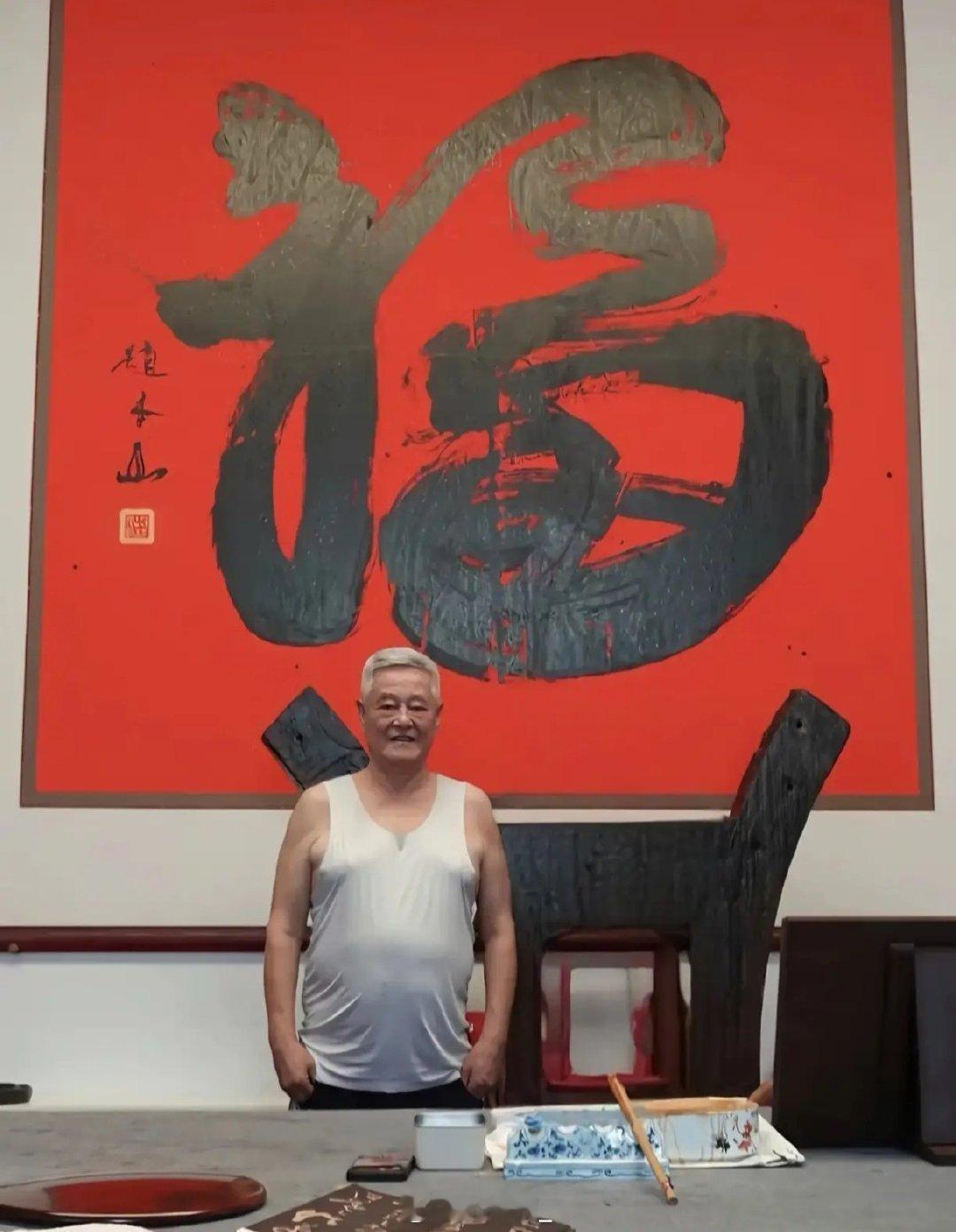 赵老师在《一代宗师》里有句台词：

人啊，有多大能耐穿多大裤衩。

‖赵本山 ​