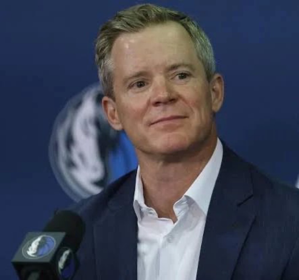 卡莱尔谈梅首次执教NBA：即使你已经执教了四分之一个世纪，依然有很多东西需要学习。这一点我可以告诉你。梅是一位非常出色的教练，是世界上最优秀的教练之一。他去年已经证明了这一点。我认为，他会把这支球队打造成一支具有密歇根大学球队鲜明风格的队伍。我能看到两者之间有很多相似之处。他们的防 ​