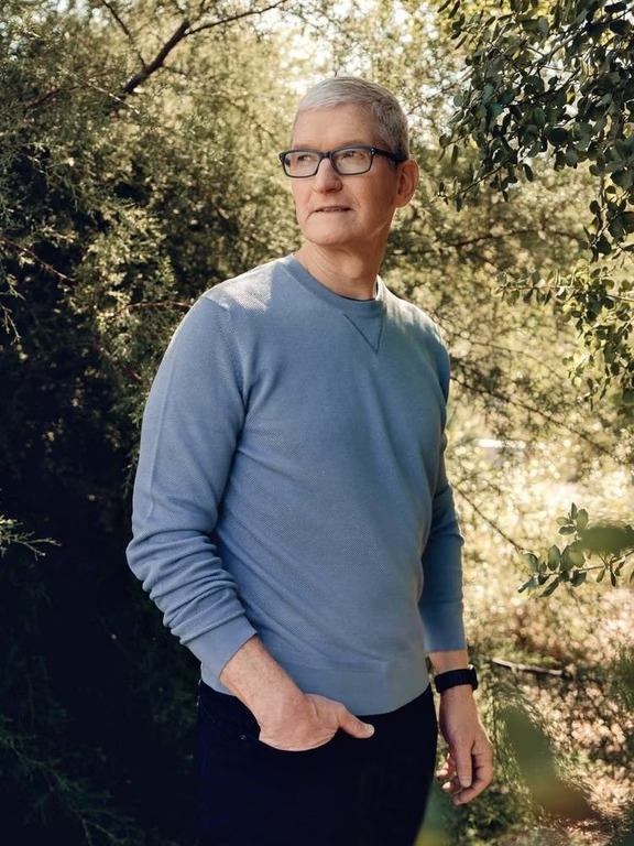 2011.8.24起，Tim Cook担任Apple CEO 15年了