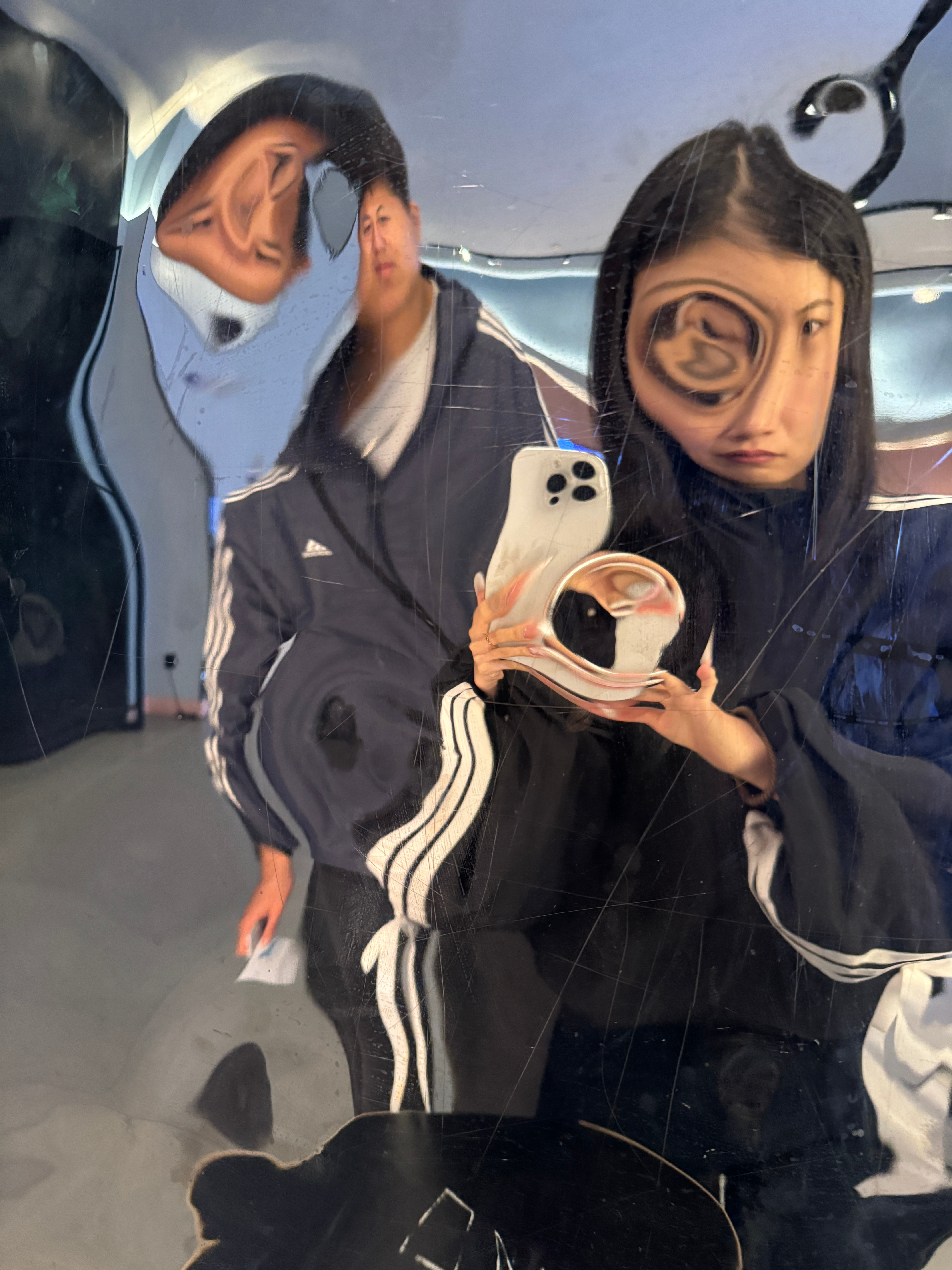 太喜欢放假了 有种刑满释放的感觉 可惜明天又要被抓了 ​