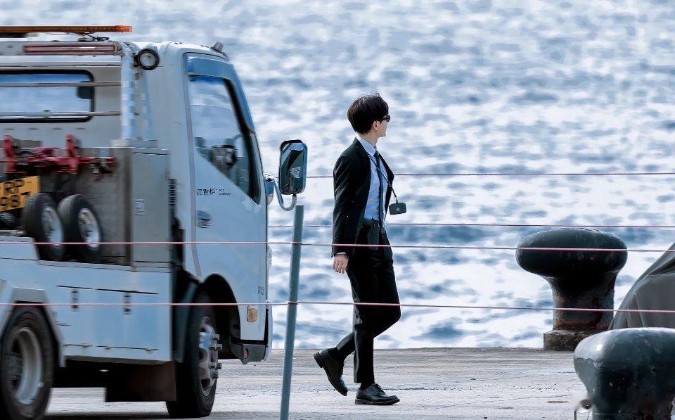 #成毅狩谎#cy#成毅林彦廷#

港风禁欲男神上线，成毅全新角色惊艳，智商交锋跌宕，悬疑感全程拉满
成毅｜傅诗淇｜卢云 | 两京十五日 | 朱瞻基 ｜狩谎｜林彦廷 ​