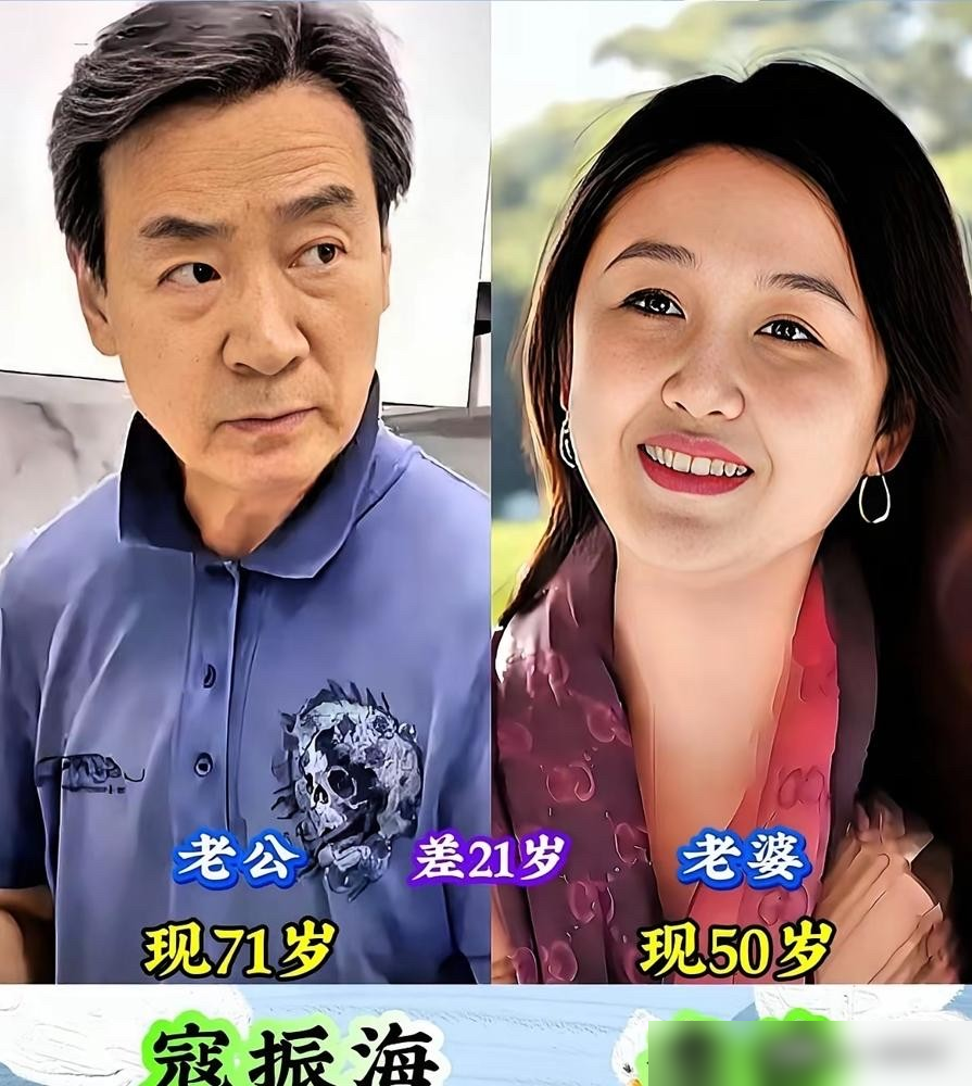 昆凌发个日常Plog，愣是把周杰伦裁得只剩半张脸。周董直接在评论区维权，这种松弛感，装不出来。
上个月温网看台，这俩人又穿蓝白情侣装出现，昆凌拍他大腿，他手背零延迟就覆上去。离场时人挤人，周杰伦本能侧身挡前面开路，这个动作没剧本。
往前数，1月17号结婚11周年，1月18号他47岁生日，派对一块