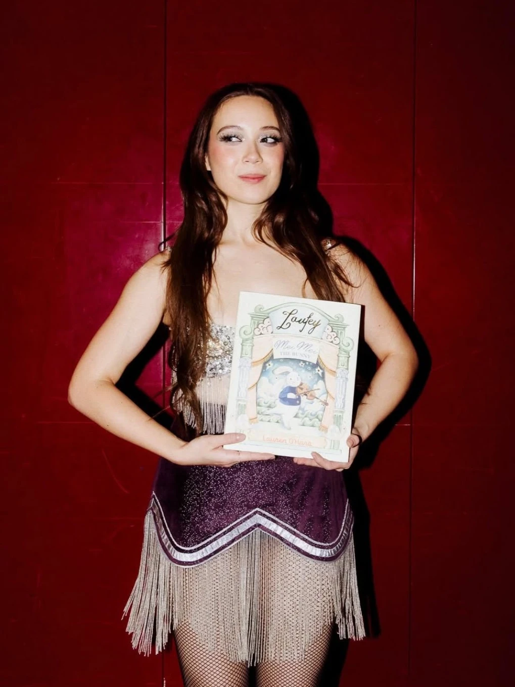 冰岛华裔爵士流行音乐人 Laufey  |兔子梅梅