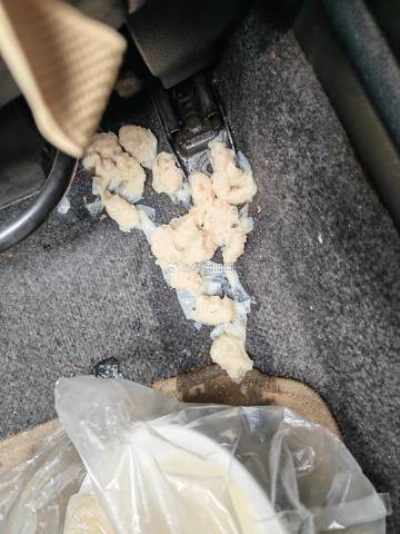 那位尊贵的享界S9车主 你的素质呢<br />下坡路上突然变三道<br...