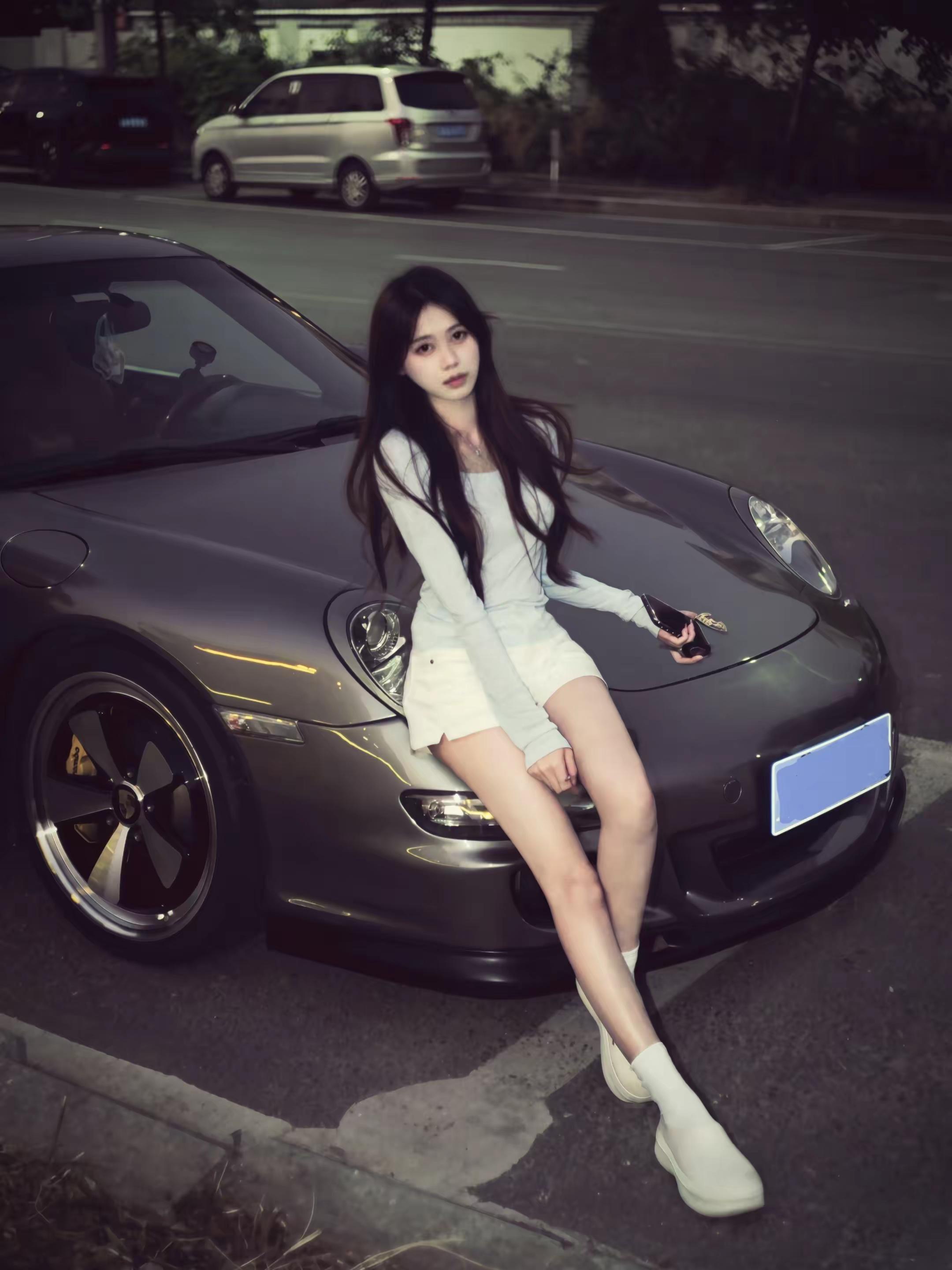 有时候放弃也是幸福的开始保时捷911 997 情怀车街拍 经典老车