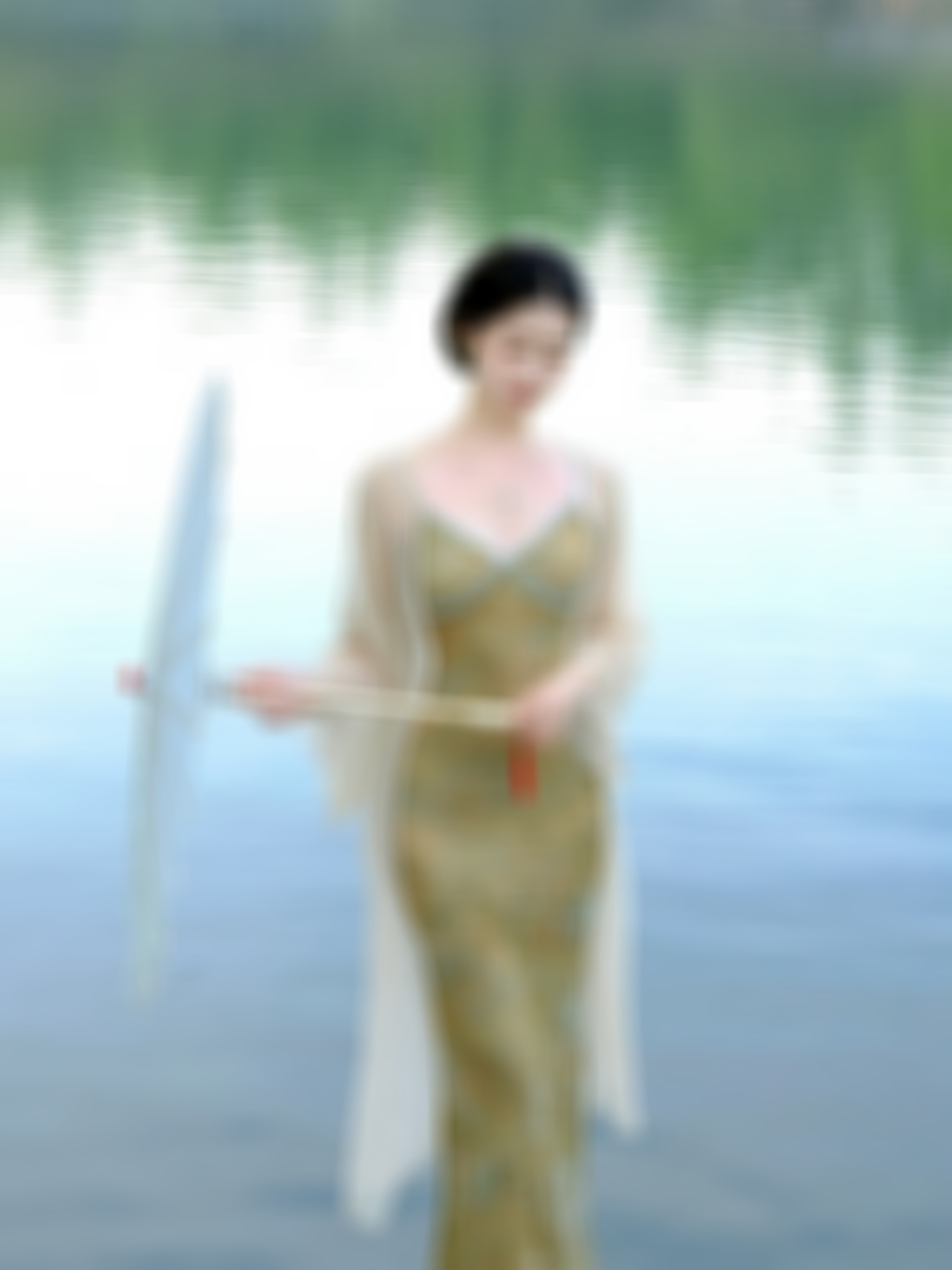 气质女神写真（74）<br />小楼昨夜又东风，故国不堪回首月明中。雕...