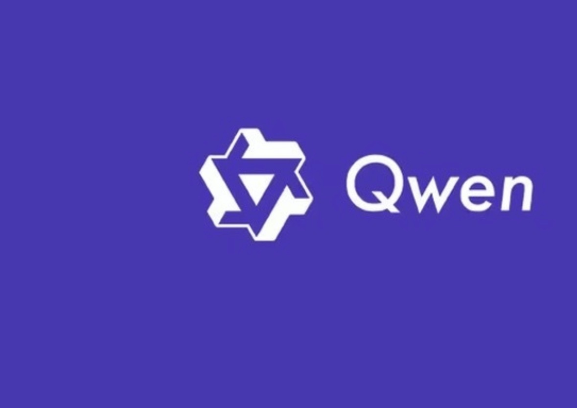 #阿里发布Qwen3.8Flash# 以往大模型变强往往伴随成本飙升，这次新模型走出了不一样的路线。仅激活部分参数就达到很高的能力水准，训练和推理成本大幅下降。新模型的推出，重新划定了行业成本能力的基准线。它以极具优势的综合成本，实现接近高端旗舰的综合表现，降低了各类企业、开发者接入高质量智能 ​