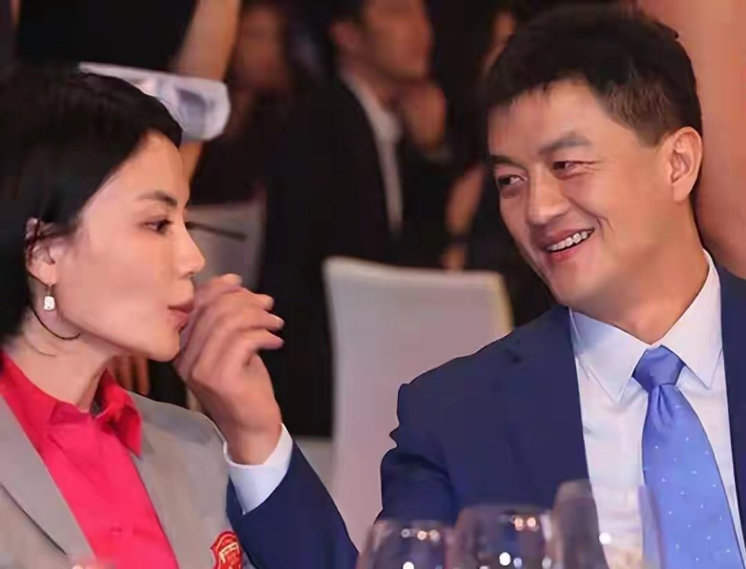 李亚鹏刚官宣喜讯，大女儿又传好消息，王菲当年的心愿总算没落空 ​