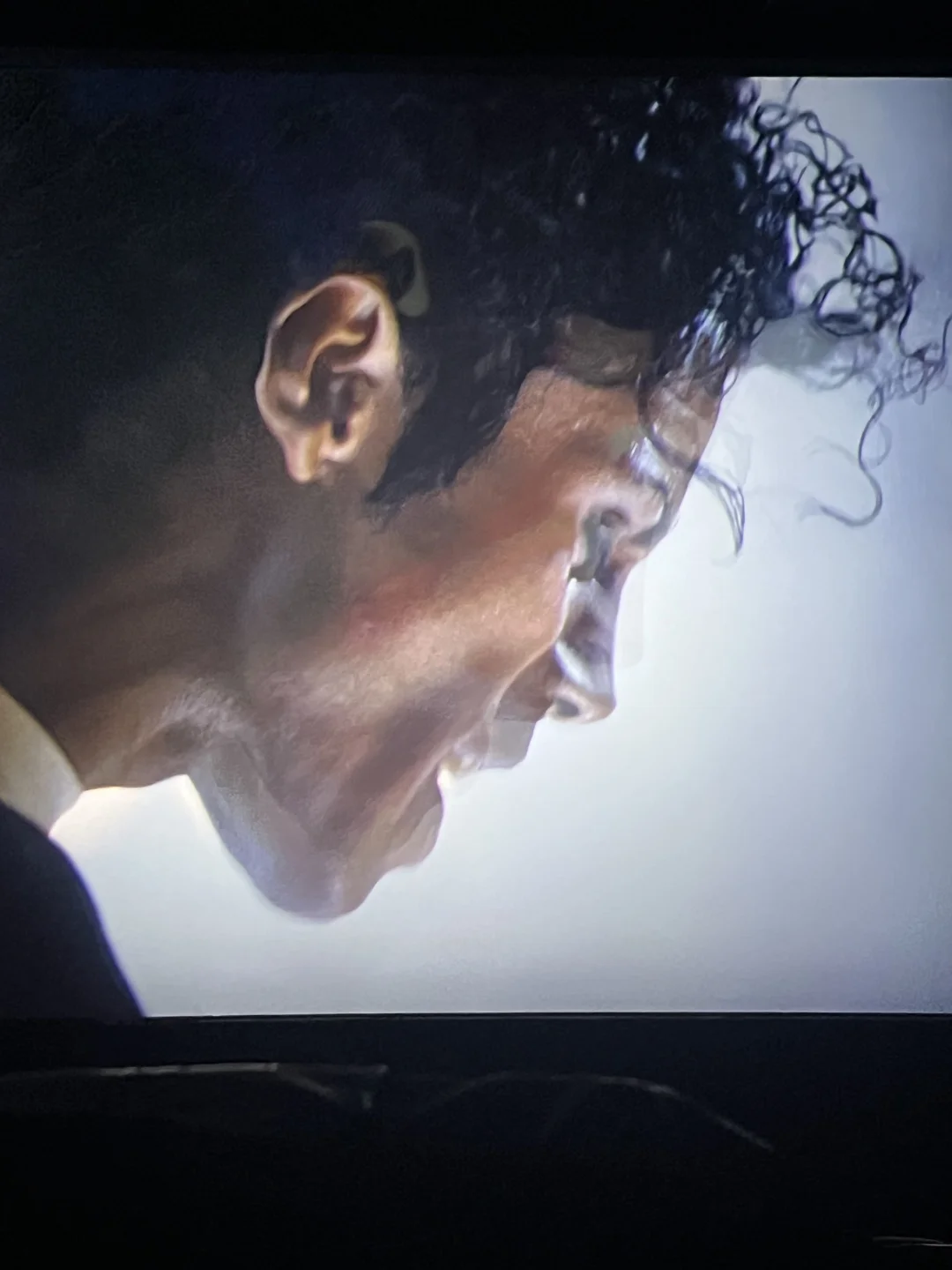 环球：你又拍砸了😂