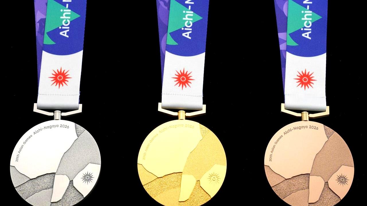 韩媒：“这已经不是亚运会了，而是中国的全运会！”
 

9月25日，韩国媒体《朝鲜日报》直接破防，公开发文感叹：照眼下这阵势看，这哪里还是什么亚运会，根本就是中国队的全国运动会。
 

邻居的心态彻底崩掉，其实一点也不奇怪。
 

谁碰上这种拿金牌像“进货”一样的对手，心里都得发怵。
 

散打赛场