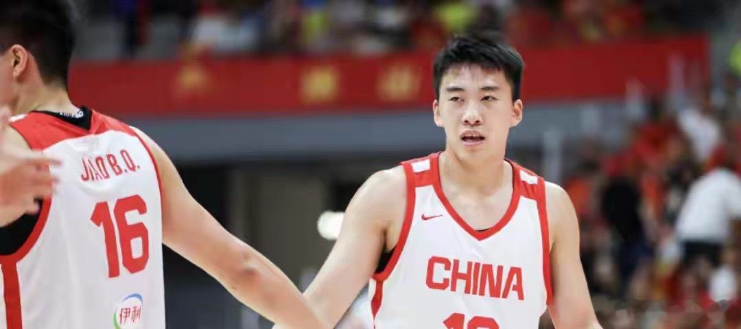 北京时间8月24日，中国篮协发布对2026年亚运会篮球项目参赛运动员名...