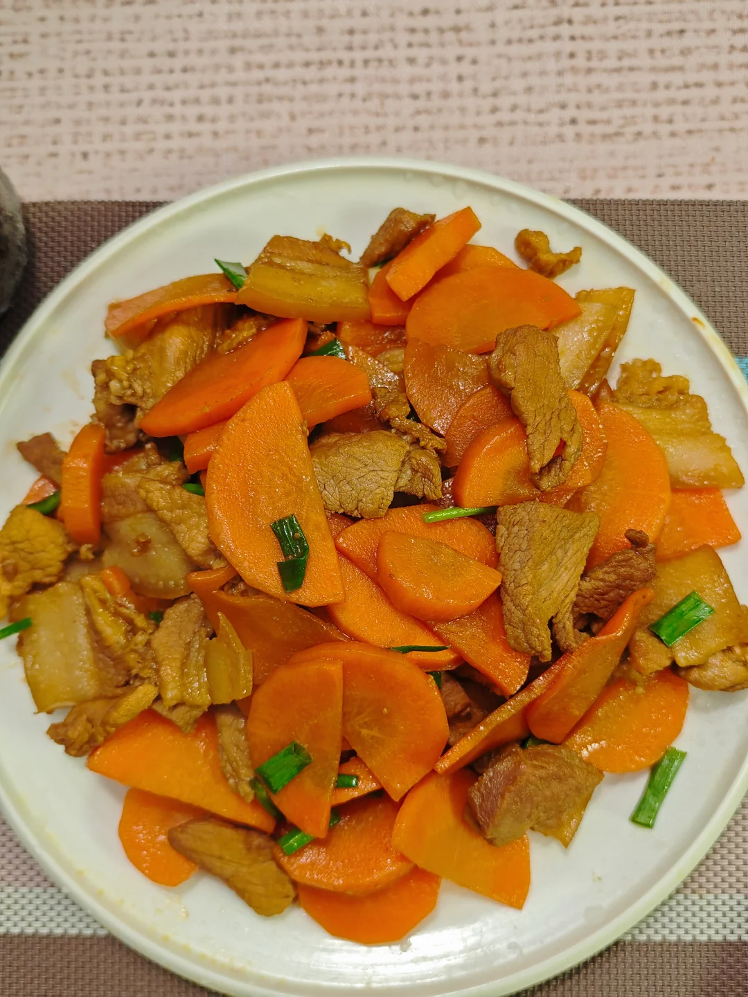 🥢炒下饭的胡萝卜炒肉