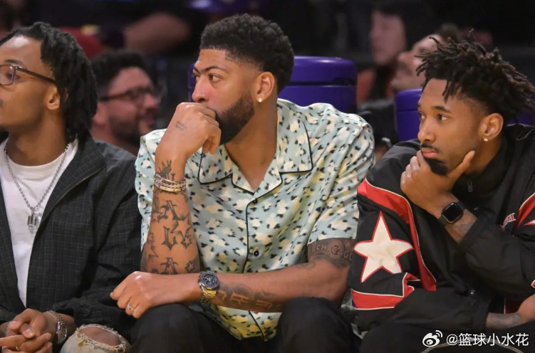 NBA｜勇士酝酿重磅操作！交易浓眉招揽詹姆斯，组建传奇四巨头  NBA...