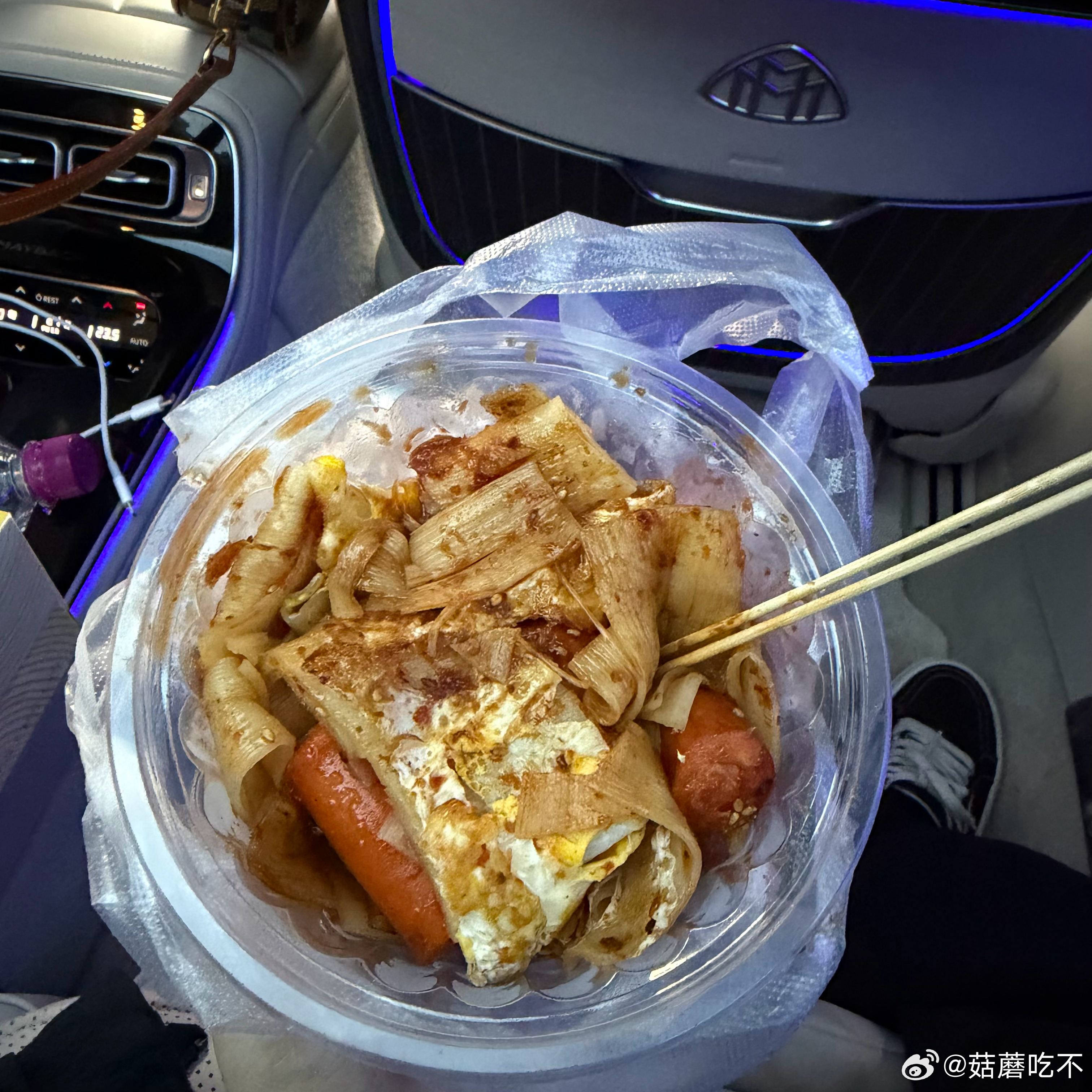 吃吃吃我胖胖胖 ​​​