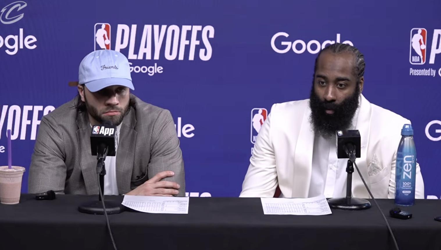 哈登自从离开火箭之后就不会大量出手了，第一队友确实出现很多好的投篮机会...