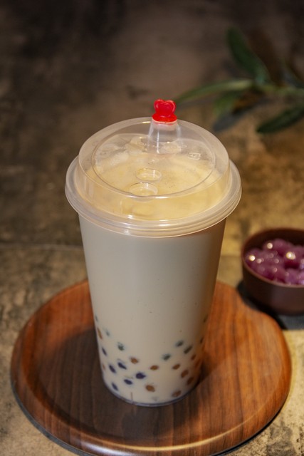 千问砸30亿免费请你喝奶茶，阿里解决了一个世界性难题