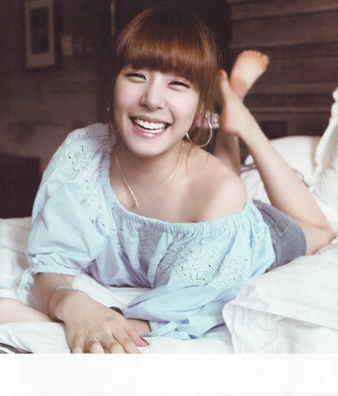 Tiffany | 2011少女时代普吉岛写真扫图