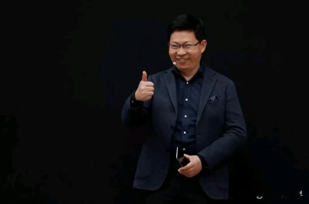 有意思的电动汽车名称趣味解读：
蔚来=“未来”谐音梗
理想=“李想”谐音，兼具创始人IP与西式命名的巧思
仰望=旁人皆不及，唯有仰望我的高度
小鹏=创始人IP加西式命名的思路
零跑=“领跑”谐音梗，寓意领跑行业、领先一步
小米=拥趸遍布各处
智己=“知己”谐音梗，懂智己，成知己
高合=高端融合
岚图
