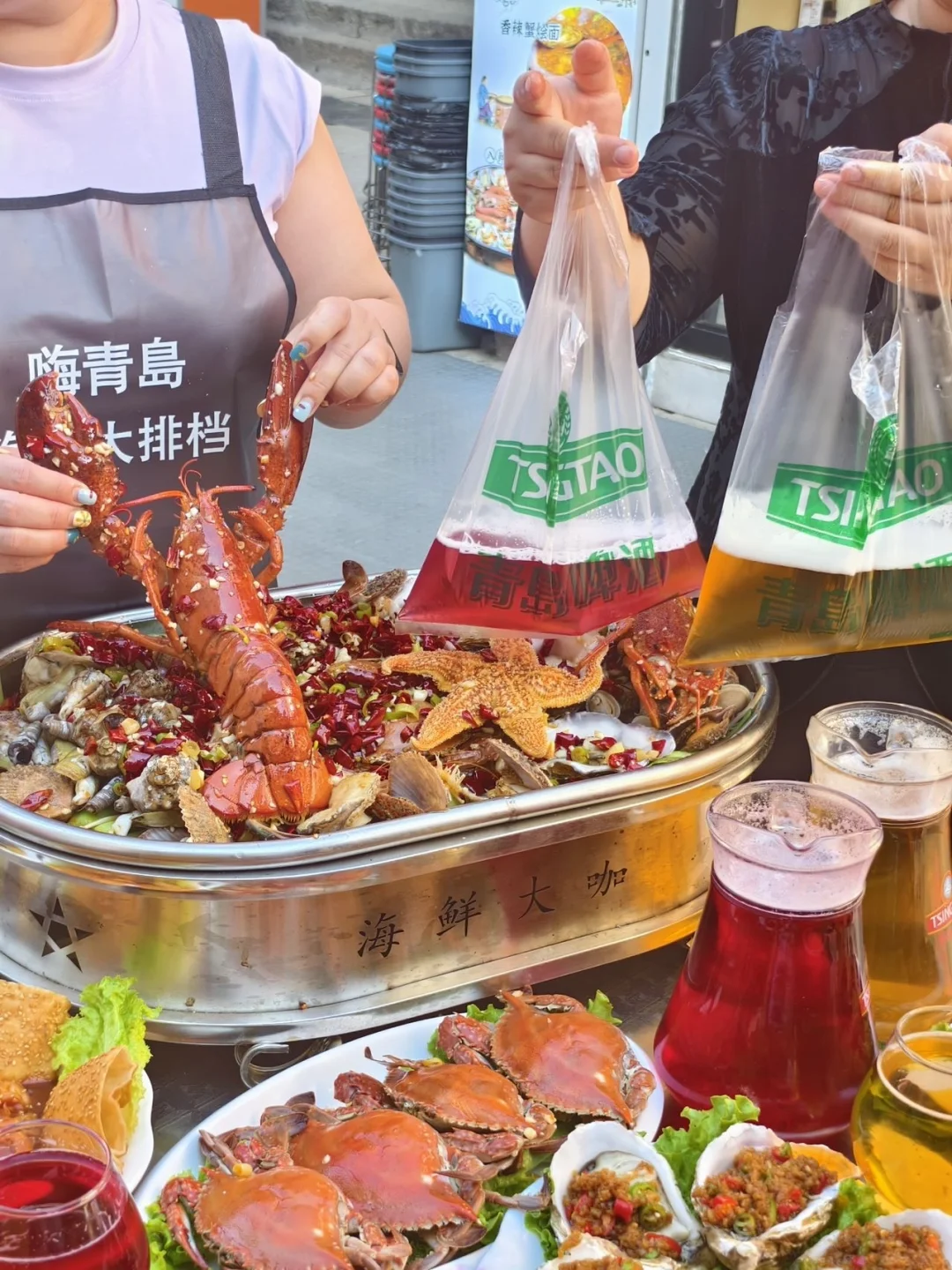 关于来青岛吃海鲜的问题…本地人真不骗 来青岛旅游真的🆙！吃海鲜是必不...