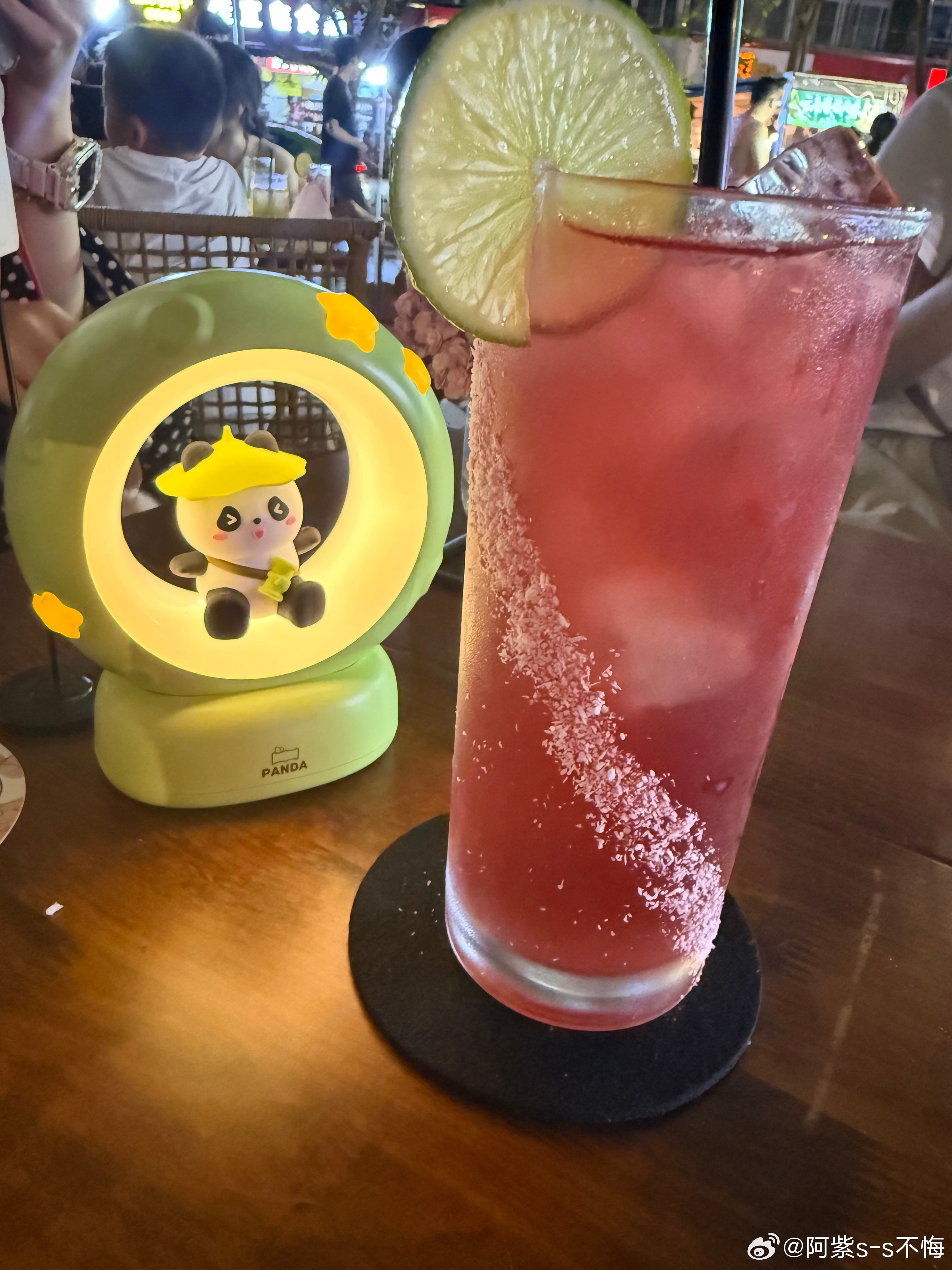 今年的旅行计划已完成
本人于9月1日过后就闭关了，
因为我8月28号上午就要进组了，
拍摄差不多有4个月
类型：家庭育儿剧
人设：陪读妈妈
经典台词：“作业做完了吗”
每集大概3小时
独立女主大戏，偶尔有打戏哭戏 ​