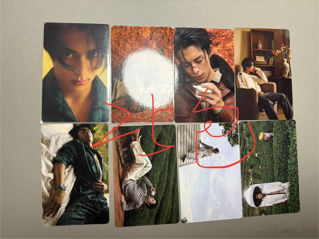 #王鹤棣周边中转站[超话]#  出出出 ​
