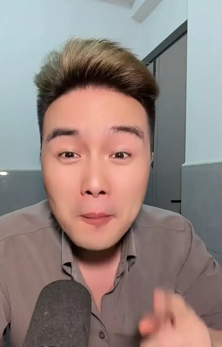 东风日产是真的惨，8月份销量在国内比去年同期暴跌超过60%，直接从天灵盖干到尾巴根，实在是真的卖不出去了。

紧接着就是库存暴涨，包括天籁，老款的叫臻享版，指导价179800的，全款优惠82000。

这背后不只是某一款车的问题，更多是燃油车更新慢、库存压身、终端价一路往下砸，最后都挤到经销商和消费