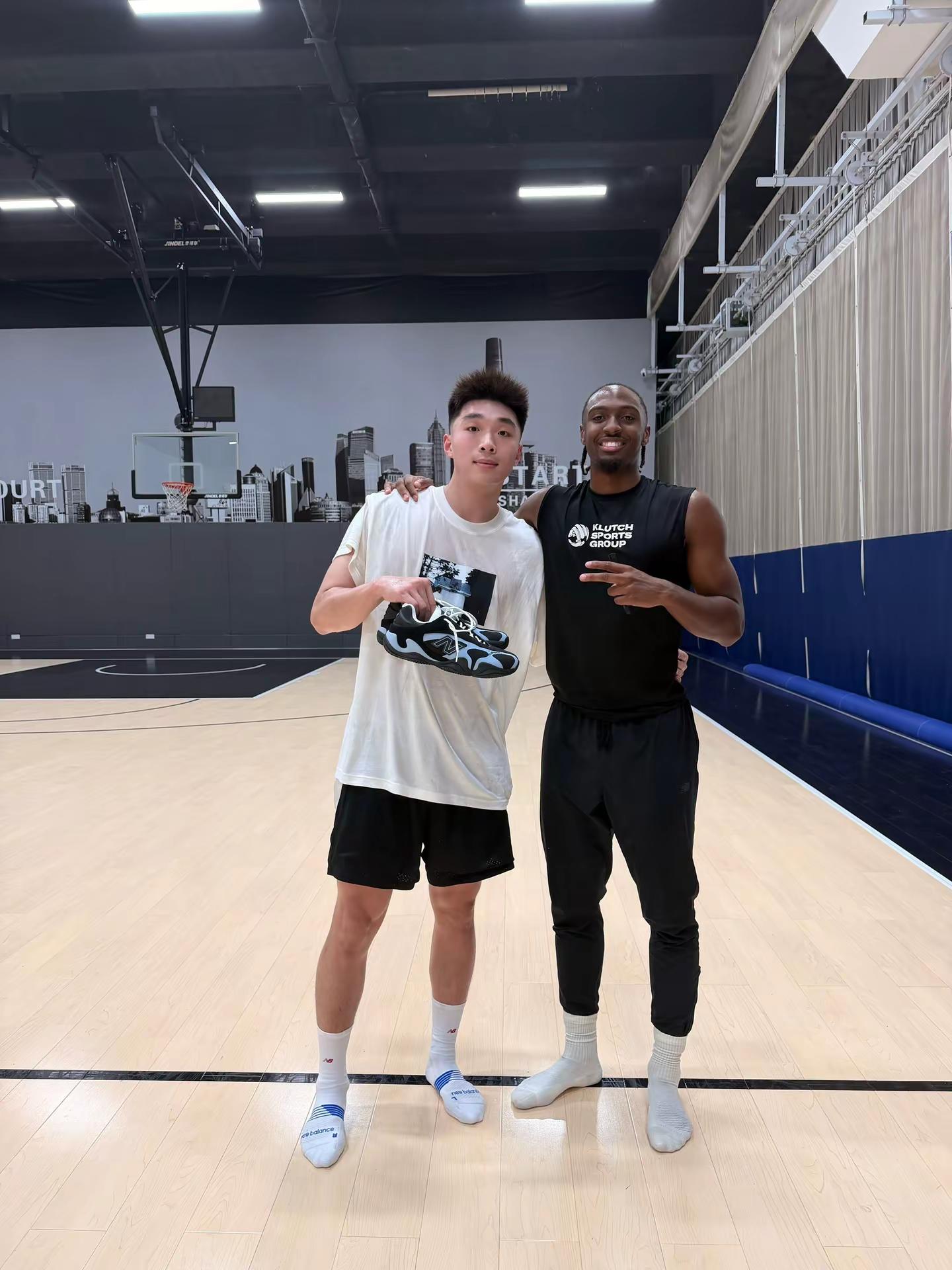 收获马克西To签 与马克西单挑了一上午 期待后续视频吧 newbalance 马克西中国行