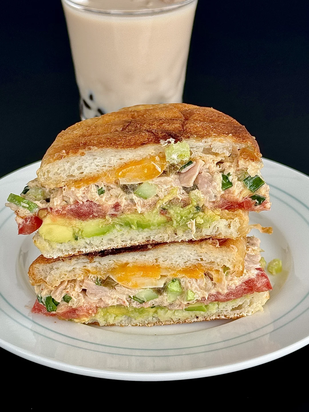 家常用～金枪鱼蔬菜三明治！胡乱一堆也好吃🥪